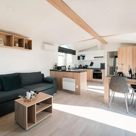 Gemuetliches Voll Ausgestattes Tiny House